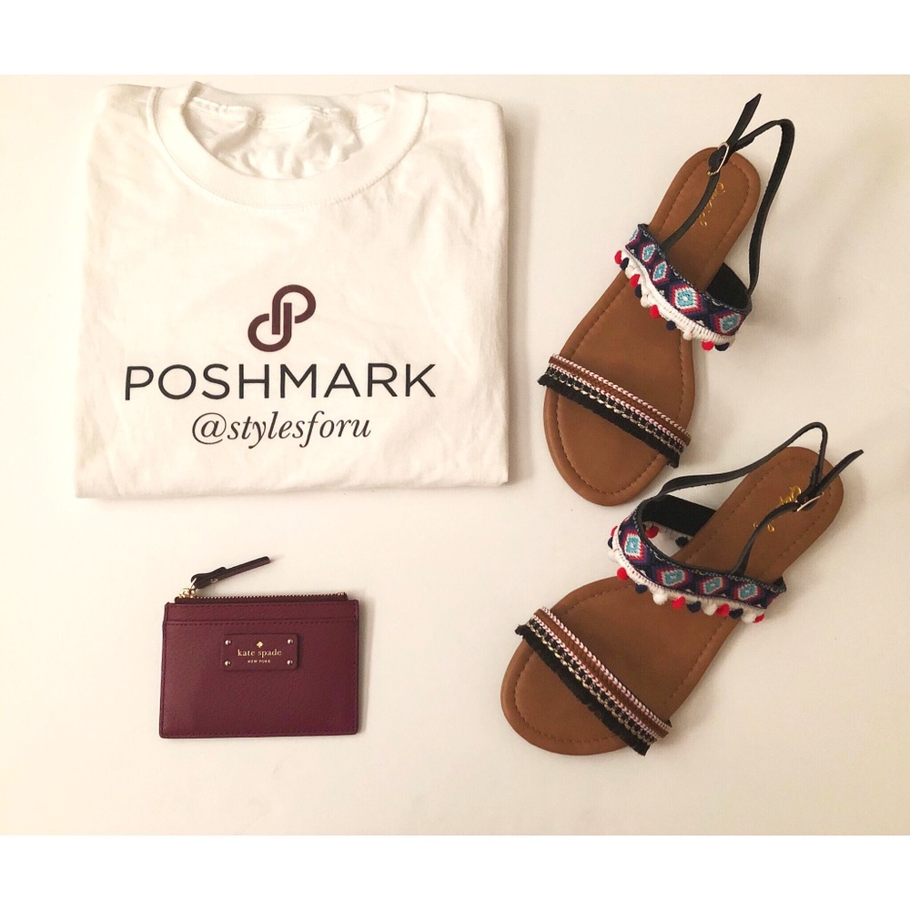 Embroidered Pom Pom black sandals - Picture 2 of 7